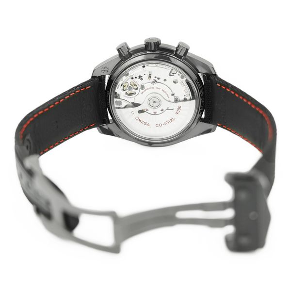 Omega Speedmaster Dark Side of the Moon 311.92.44.51.01.005